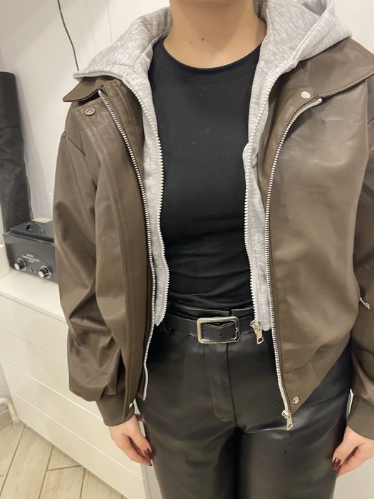 Продам классную молодежную куртку