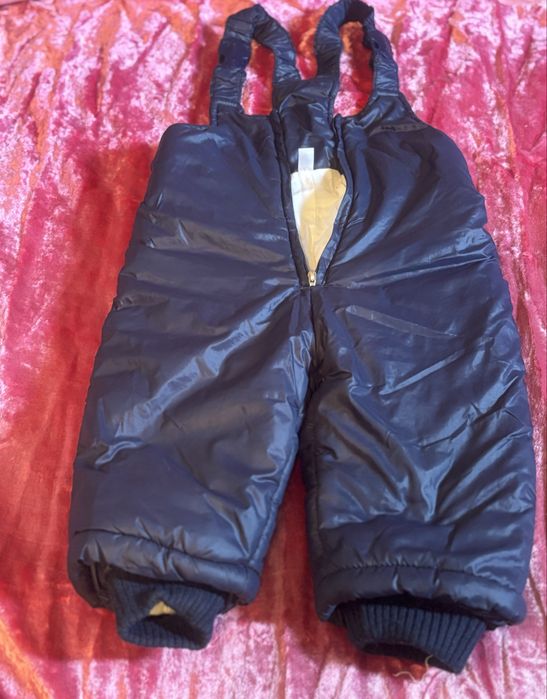 Комбинезоны детские продам