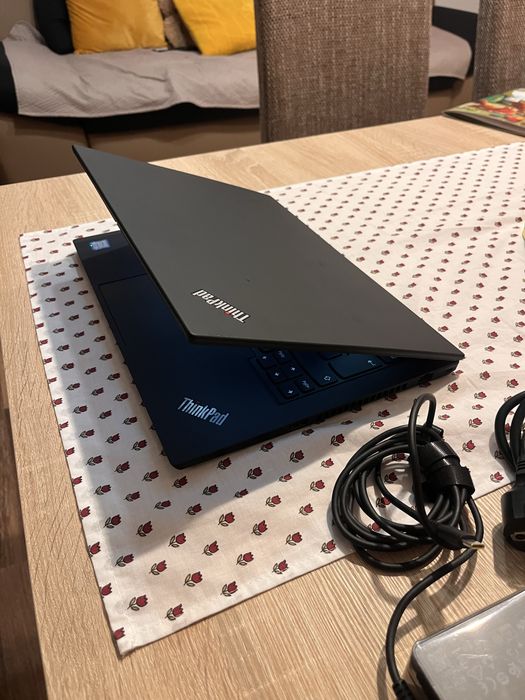 Lenovo Thinkpad t490 i5(gen8) 16gb ddr 4 , ssd.512 , touchscreen