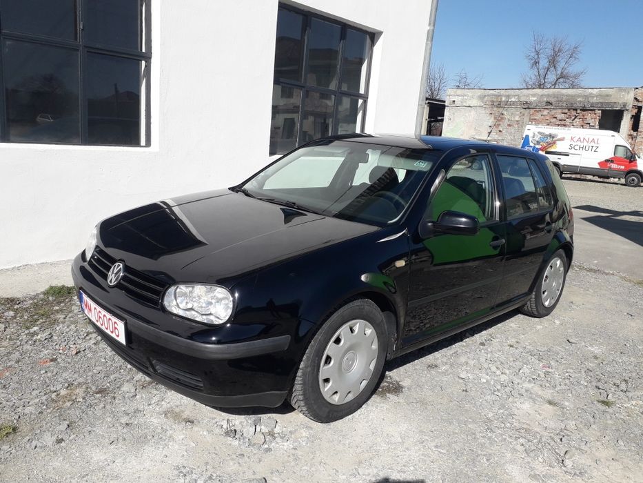 Dezmembrez VW golf 4 , 1.6 SR