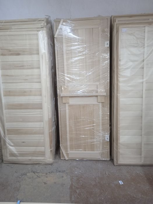 Деревянные двери