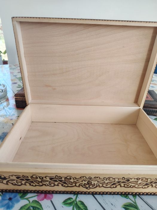 Пирографирани кутии