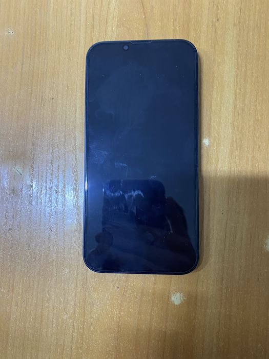 Срочно Продам айфон 13