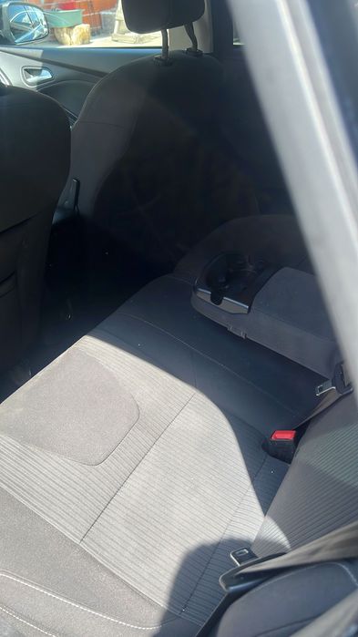 Ford focus 1.6 tdi 2013 cutie automată
