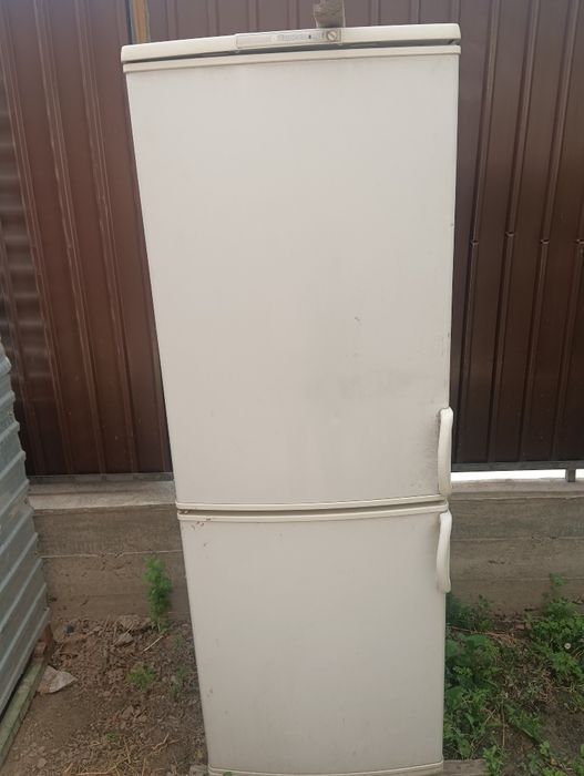 Неработающий холодильник