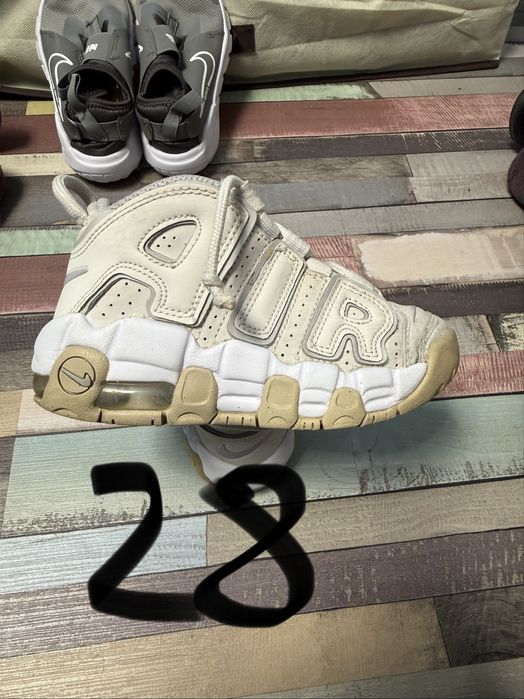 Nike up tempo copii nr 29,5 si nr 28