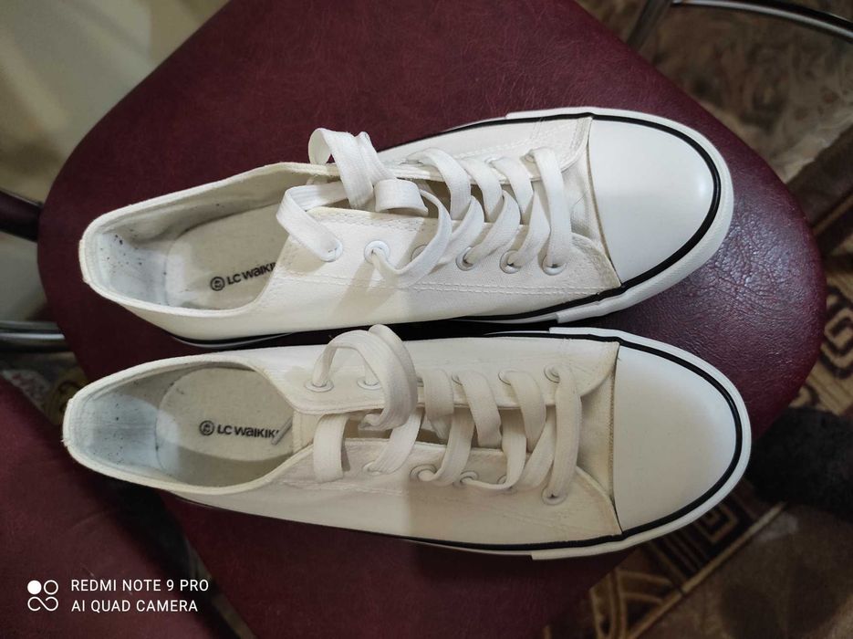 спортивная обувь