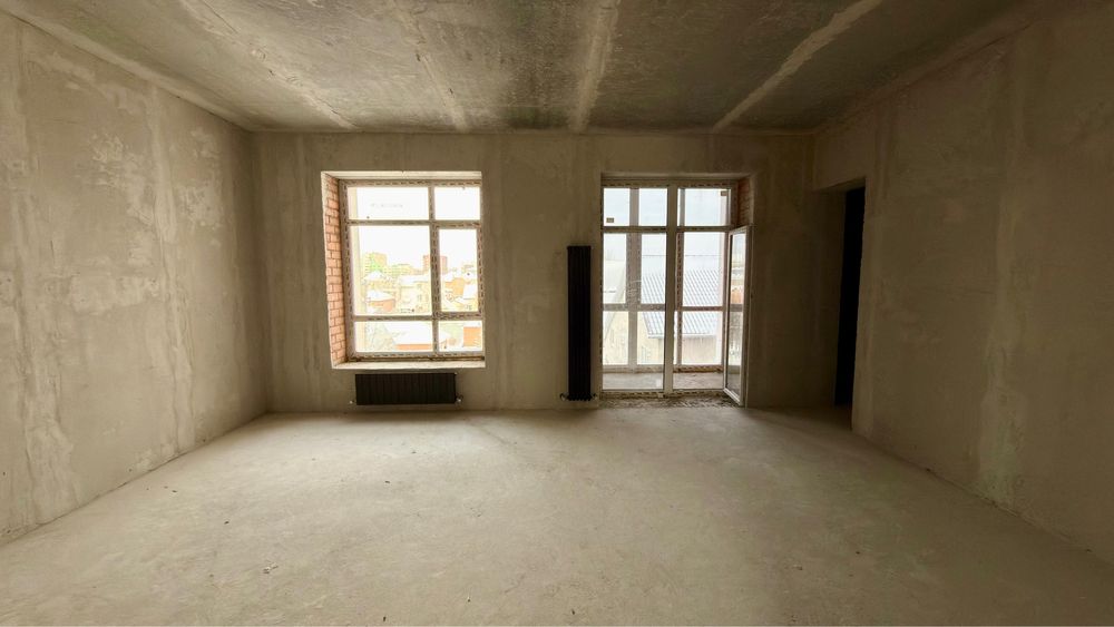 Продаеться евро-4 комнатная квартира