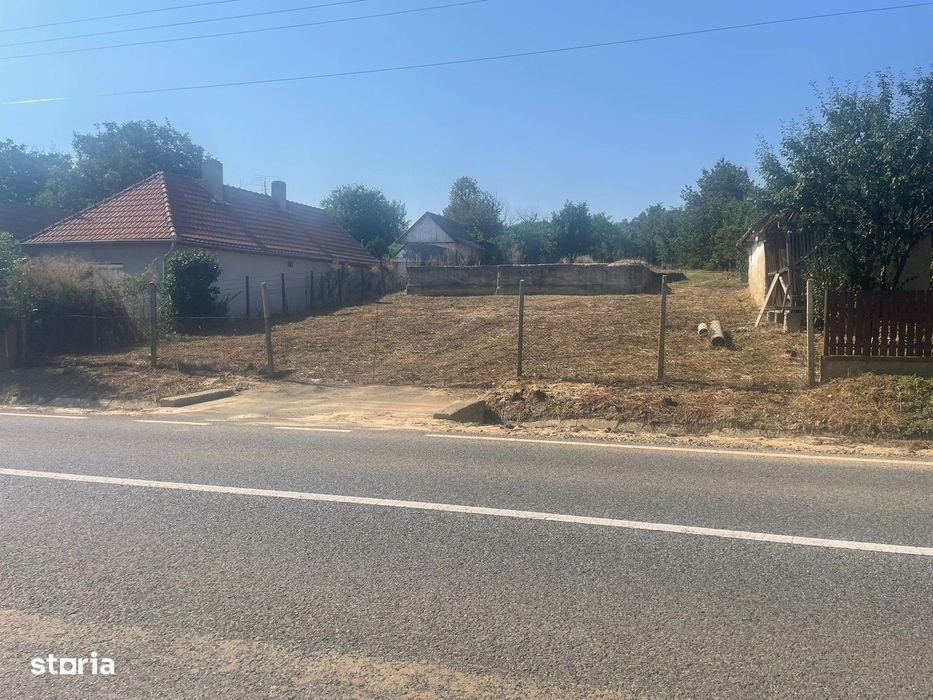 Teren intravilant în Cadea