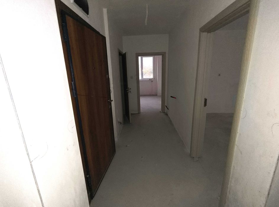 Продава се Тристаен апартамент в Стара Загора, ОРБ - 116 кв.м за 1018 €/кв.м - Снимка #4