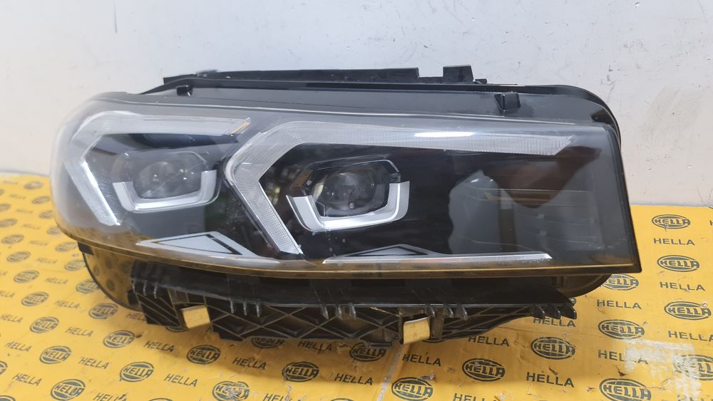 Far dreapta full led BMW 3 G20 G21 LCI facelift 5A1A352 avariat