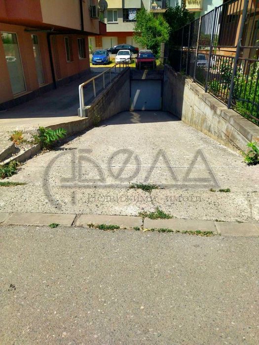 Продава се Гараж / Паркомясто в София, Хаджи Димитър - 15 кв.м за 1500 €/кв.м - Снимка #3