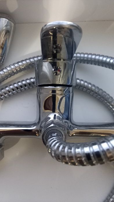 Продам смеситель для биде.