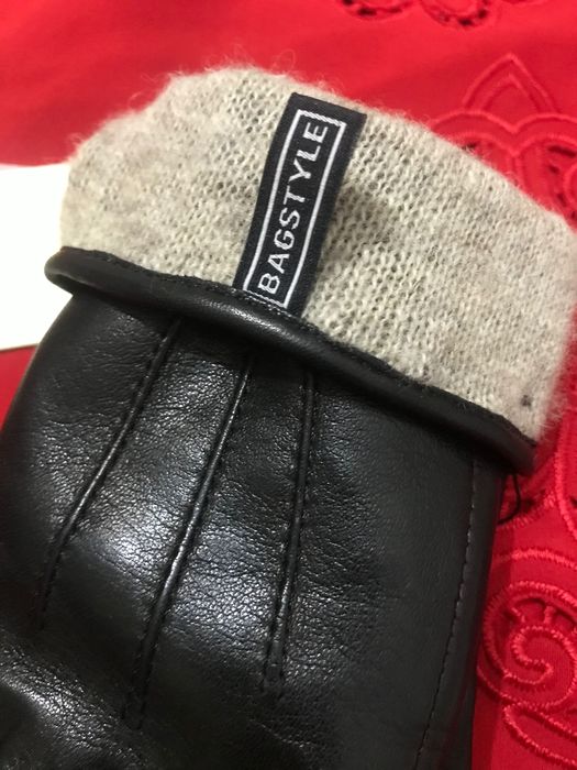 Перчатки кожаные женские новые