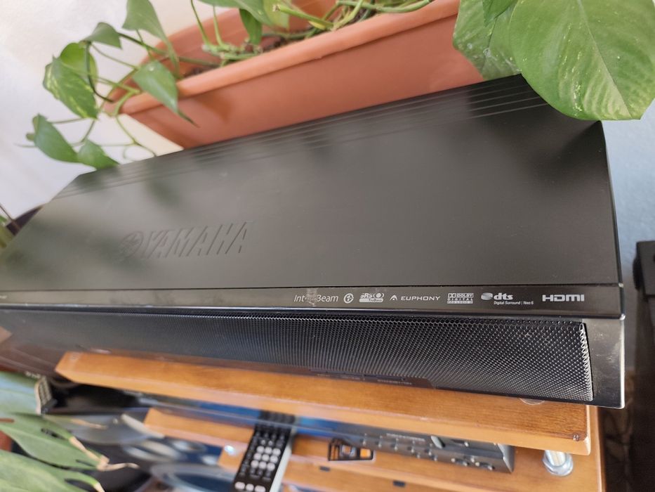 Yamaha soundbar  ysp 600