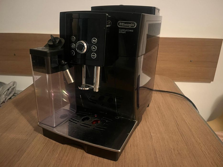 Aparat de cafea DeLonghi Cappuccino Smart