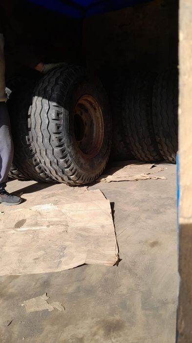 Резина БКТ 12.5 /80-18