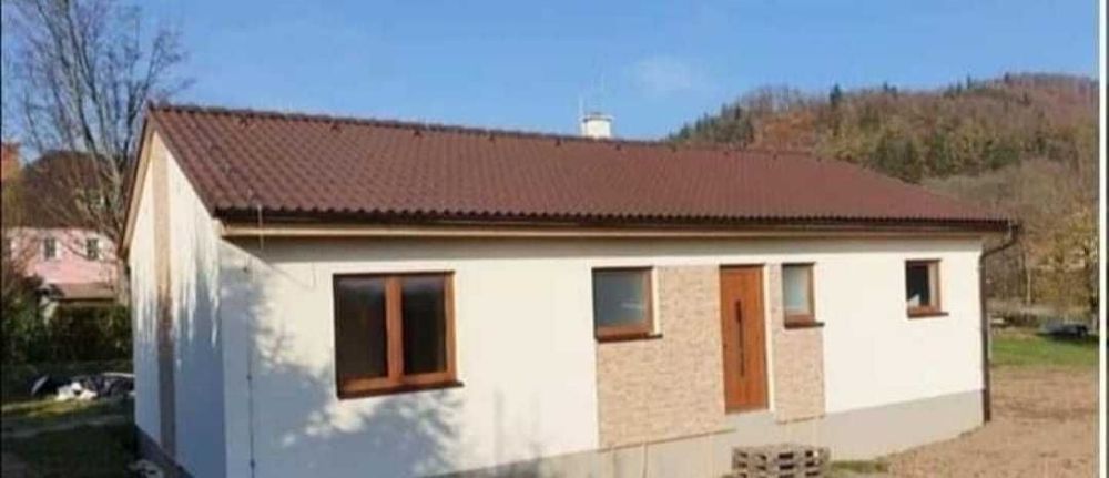 Case modulare pe structura metalica