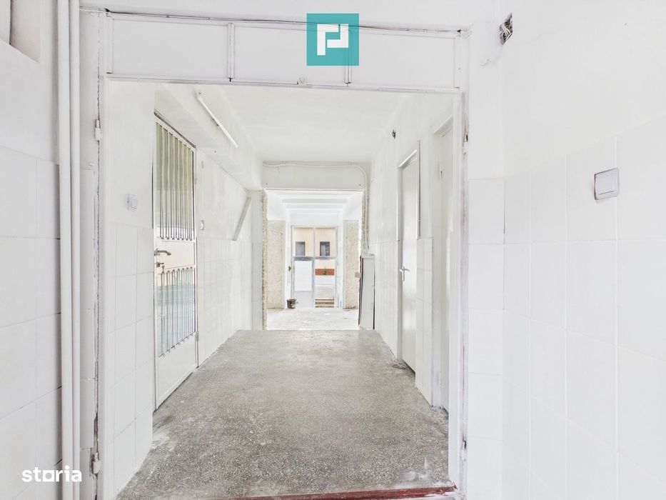 Spatiu comercial central Arad