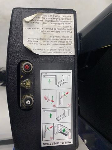 Lift auto pentru persoane cu handicap