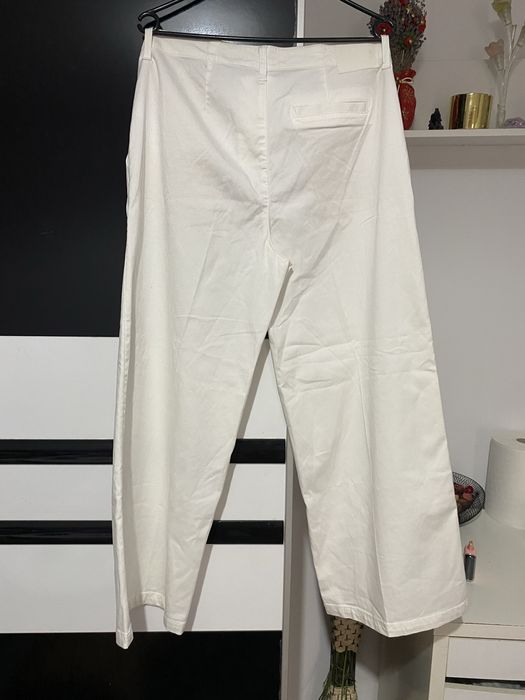 Pantaloni Comma Albi masura 40