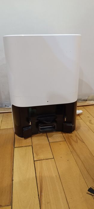 Прахосмукачка робот