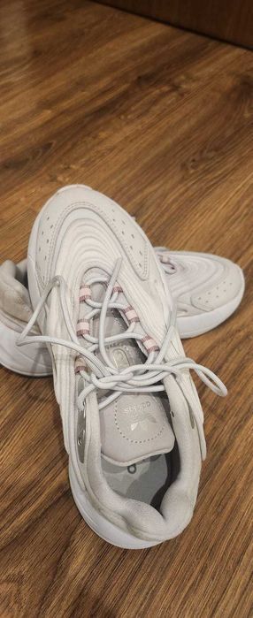 Adidas Femei Ozelia mar 36