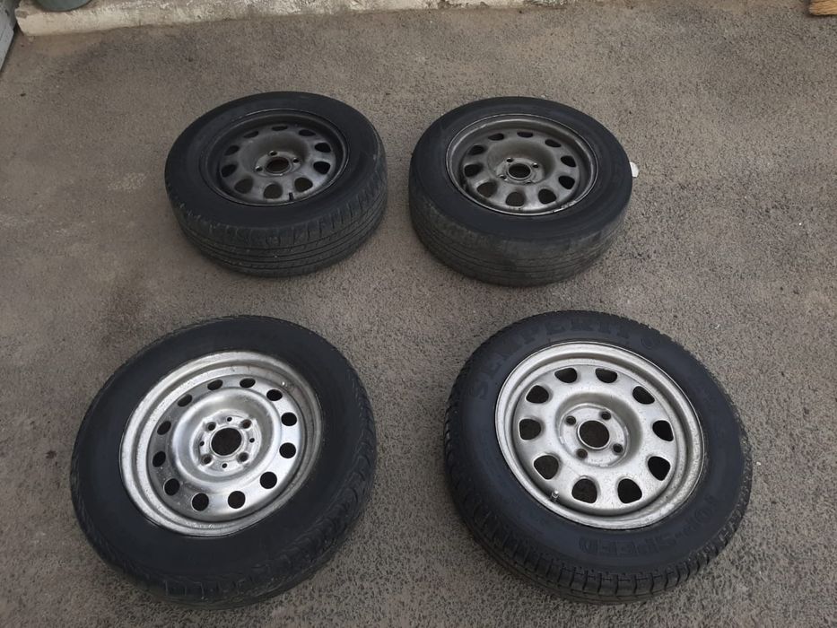 Продам Резины в хорошем состаяний