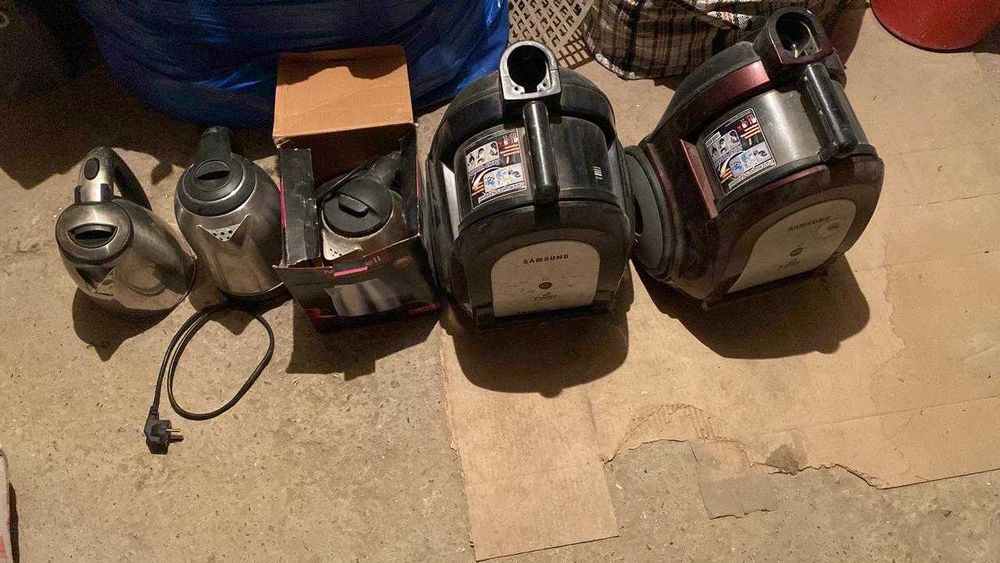 Пылесосы на запчасти, не рабочие Самсунг