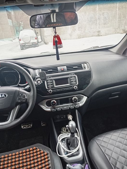 Автомобиль Киа рио