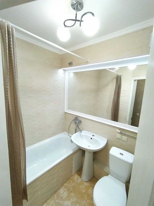 Дава се под наем Двустаен апартамент в София, Център - 55 кв.м за 458.49 € - Снимка #4