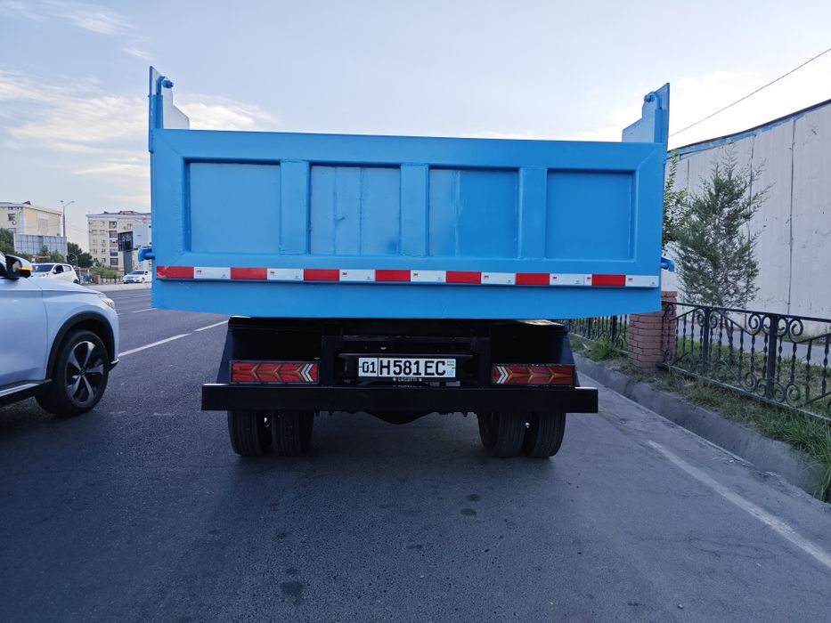 Isuzu  samosval  avtobusdan yasalgan  2013 yil kapitalniy qilingan