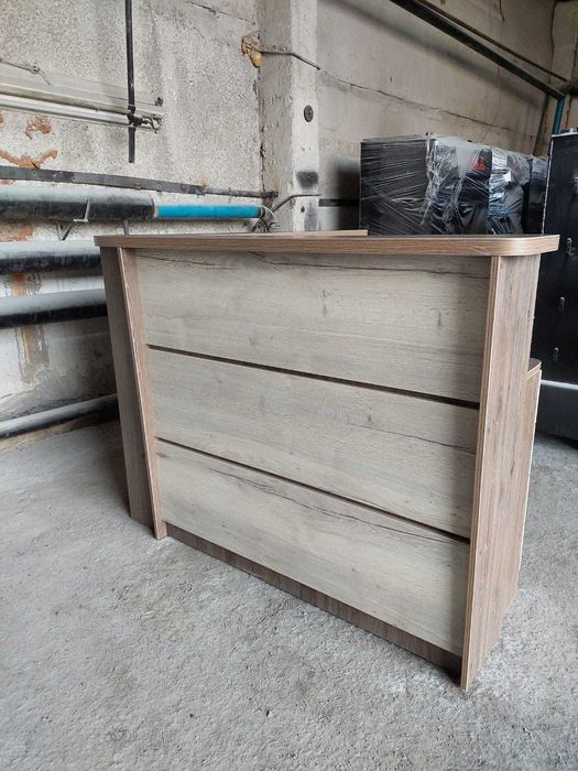 Продам стол ресепшн