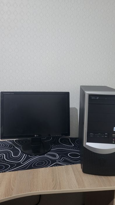 Продаю компьютер для работы и игр