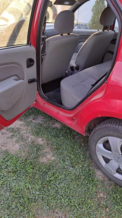VANDUT !Vand dacia logan an 2008
