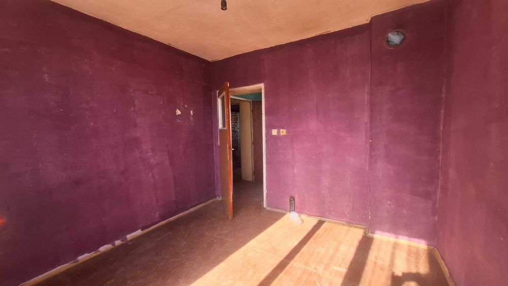 Продава се Къща в Елин Пелин - 100 кв.м за 2350 €/кв.м - Снимка #1