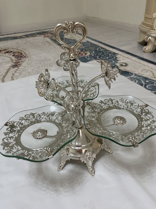 Посуда сатылады.