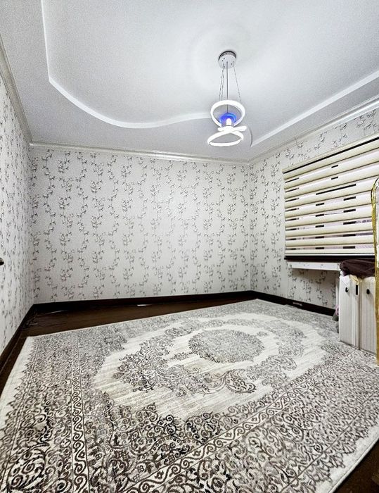 Продаётся готовый двух этажный дом , м.Беруний