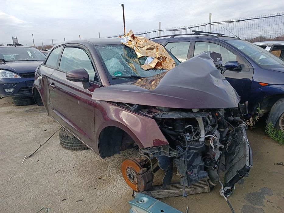 Dezmembrări Audi A1 S1 kit S Line 1.6 tdi