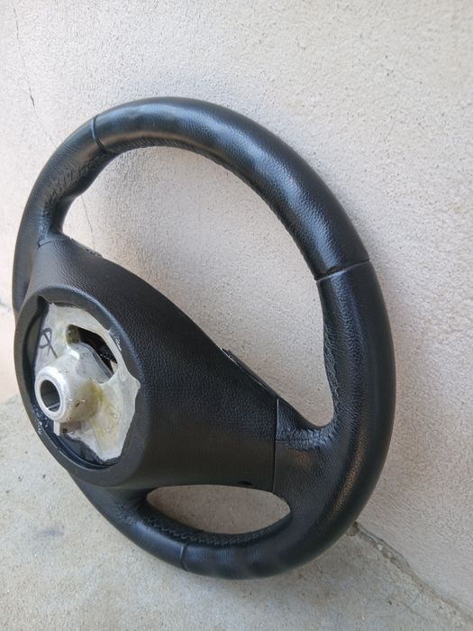 Volan bmw e90,e91,e92,e93,e87,e81,e88,e82