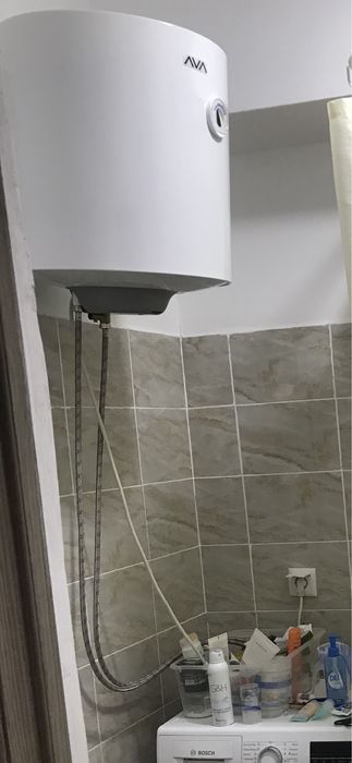 Бойлер AVA 50 литр хороший состояние