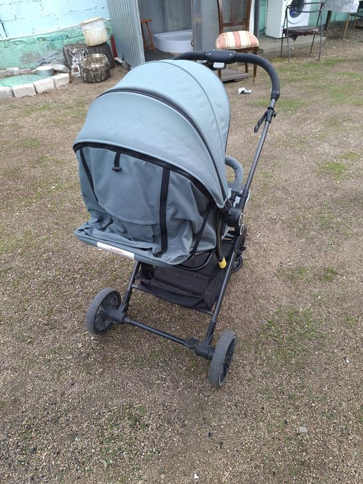 Продам детскую летнею коляску