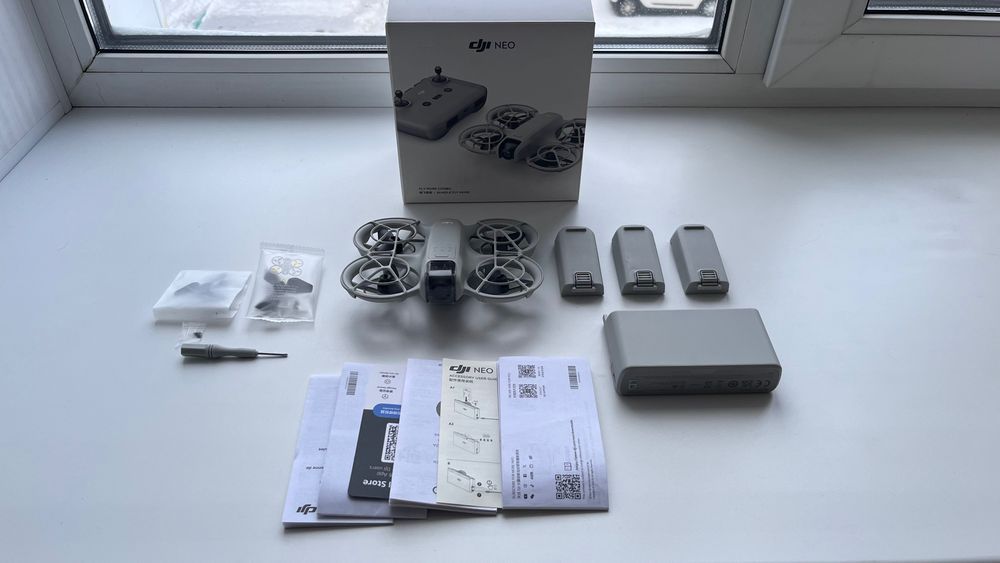Продаю Дрон DJI Neo fly more combo (без пульта)