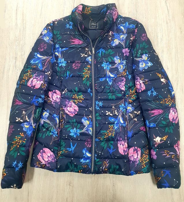 Куртка для девочки легкая