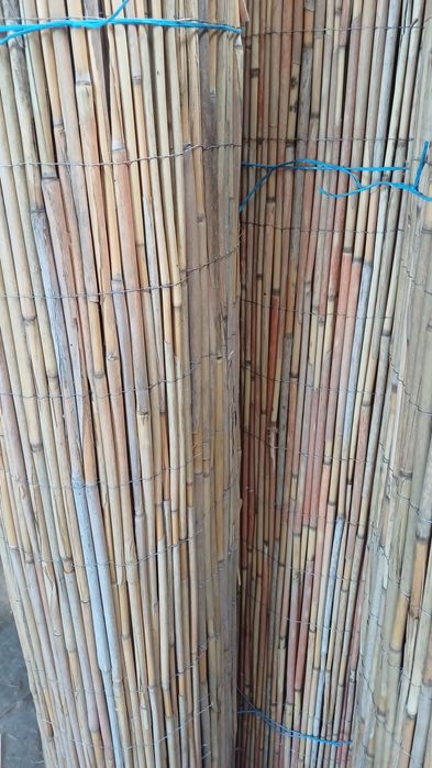 Rogojini din stuf cusute cu sarma zincata