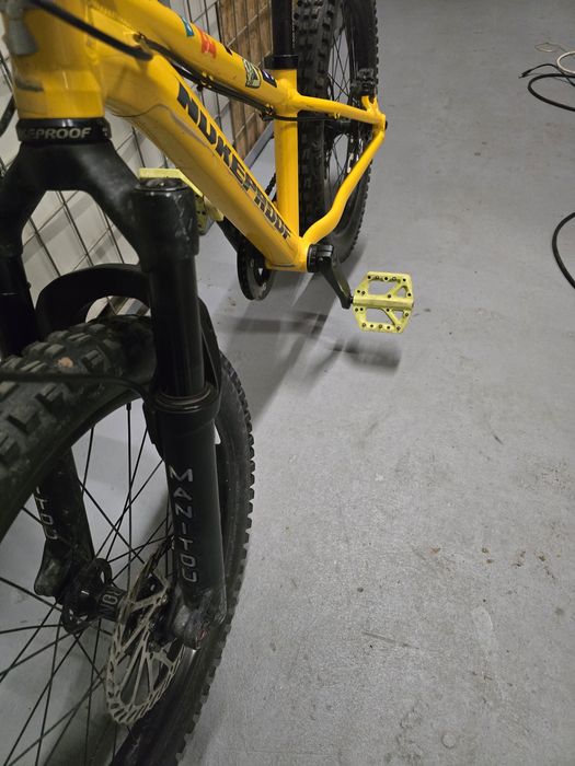 Bicicleta de copii cu roti de 20' Nukeproof Cub Scout