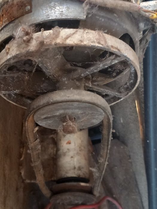 Vând polizor cu motor electric 220v