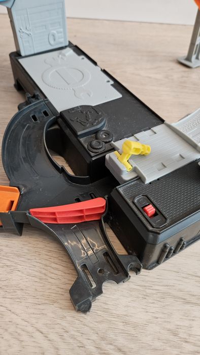 Рельсы от  hotweels хотвилс