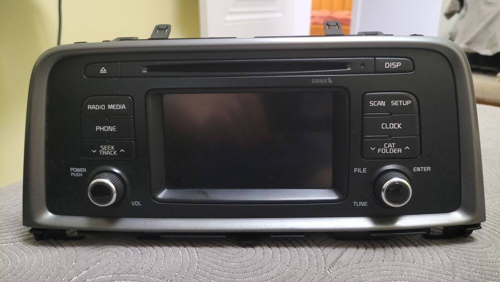 Продам магнитолу