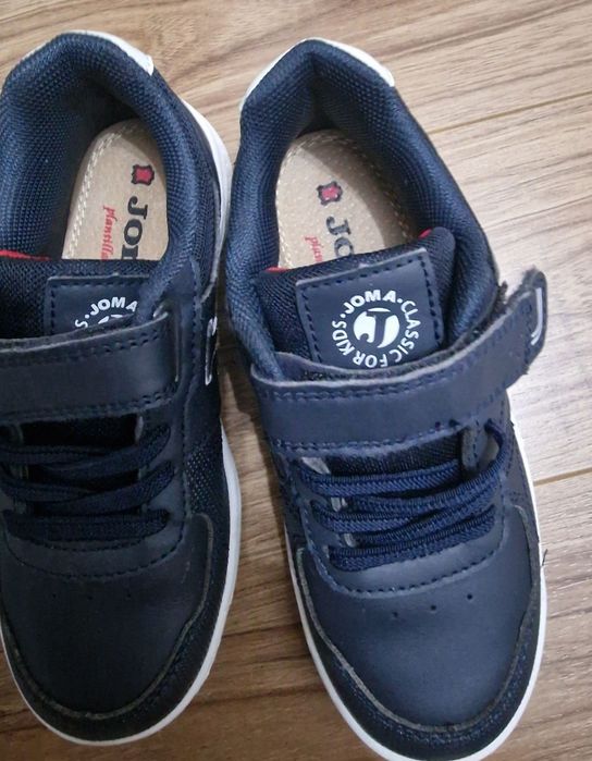 Vând toate încălțăminte copii